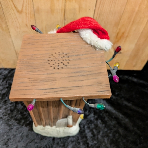 Festive Wooden Outhouse Holiday Decoration - Picture 5 of 7